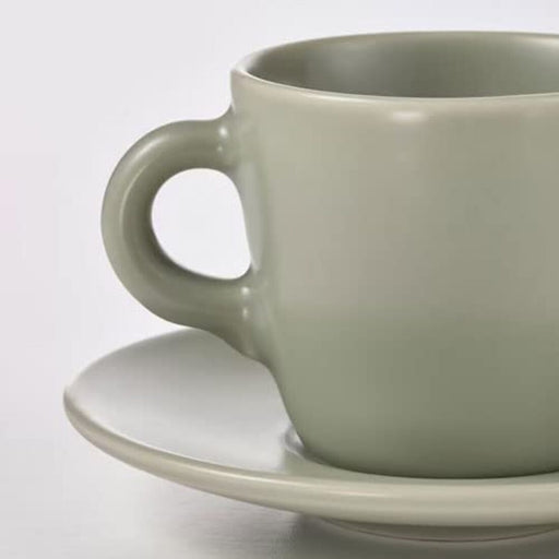 The smooth surface of the cups and saucers is easy to clean and maintain, even with frequent use 50478160 